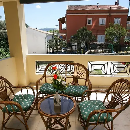 Cozy Kanali (Corfu)
